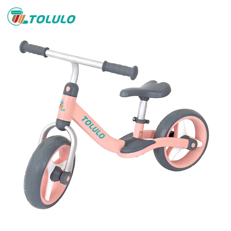 کیا 2 سال کی عمر میں بیلنس موٹرسائیکل استعمال ہوسکتی ہے؟